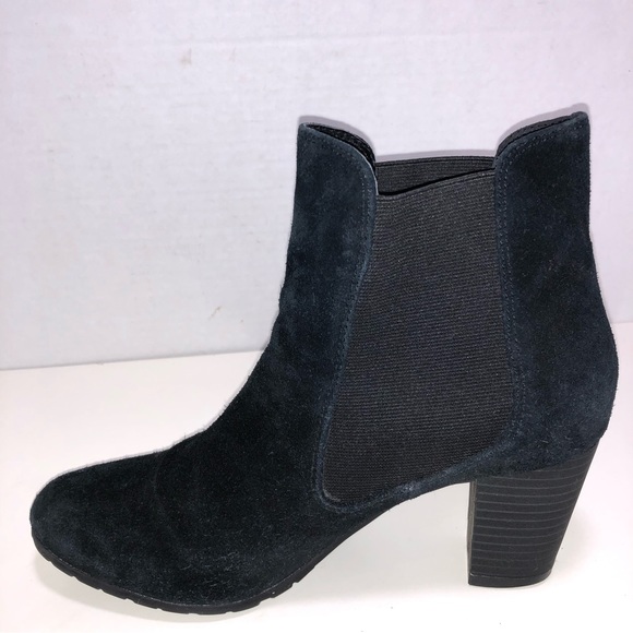 LOGO by Lori Goldstein Jane Suede Pull On Ankle Boot - Picture 5 of 11